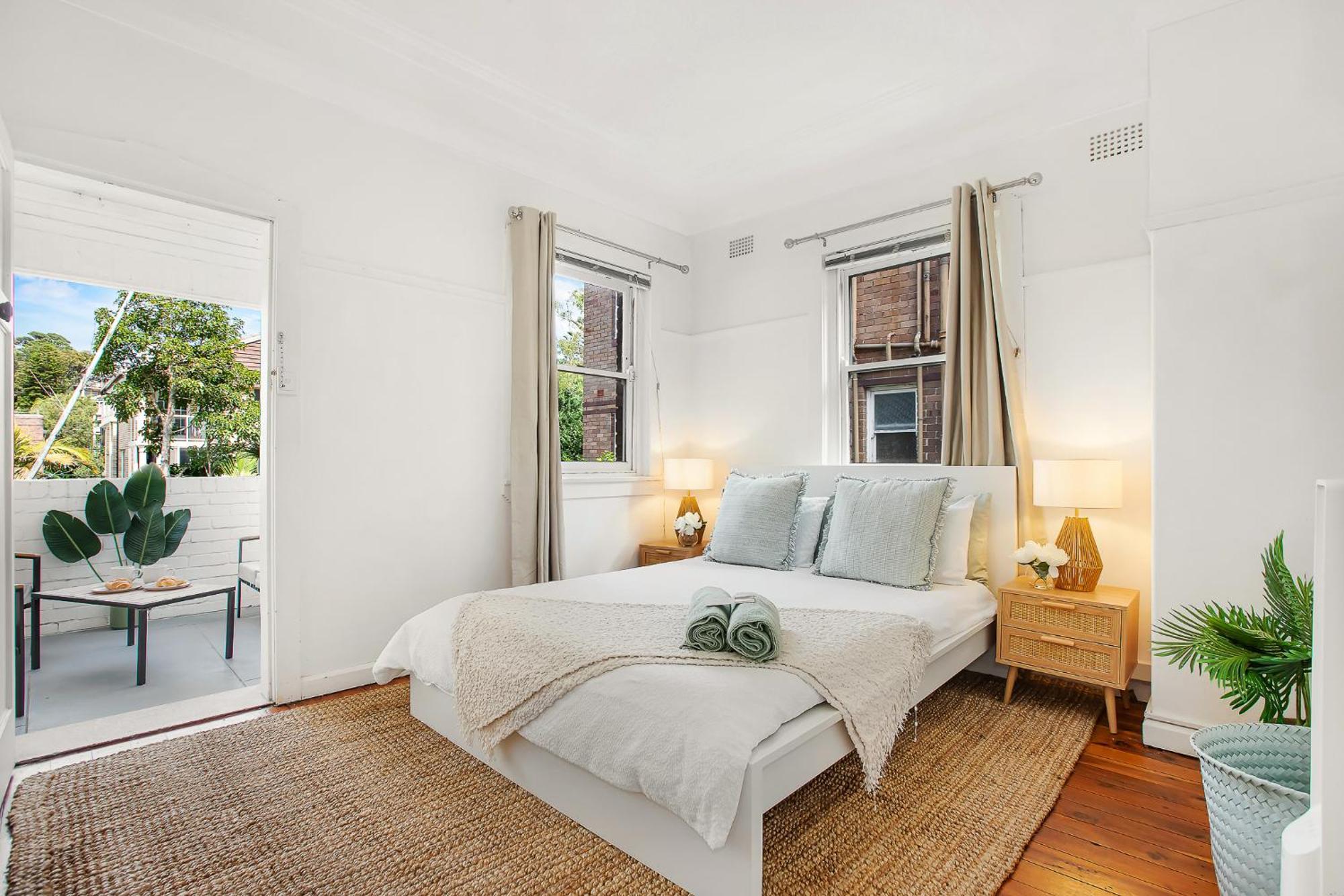 Manly Getaway - Perfect Location, Stylish - Mins Walk To Manly & Wharf - Perfect For Families, Couples & Business Travellers Sydney
