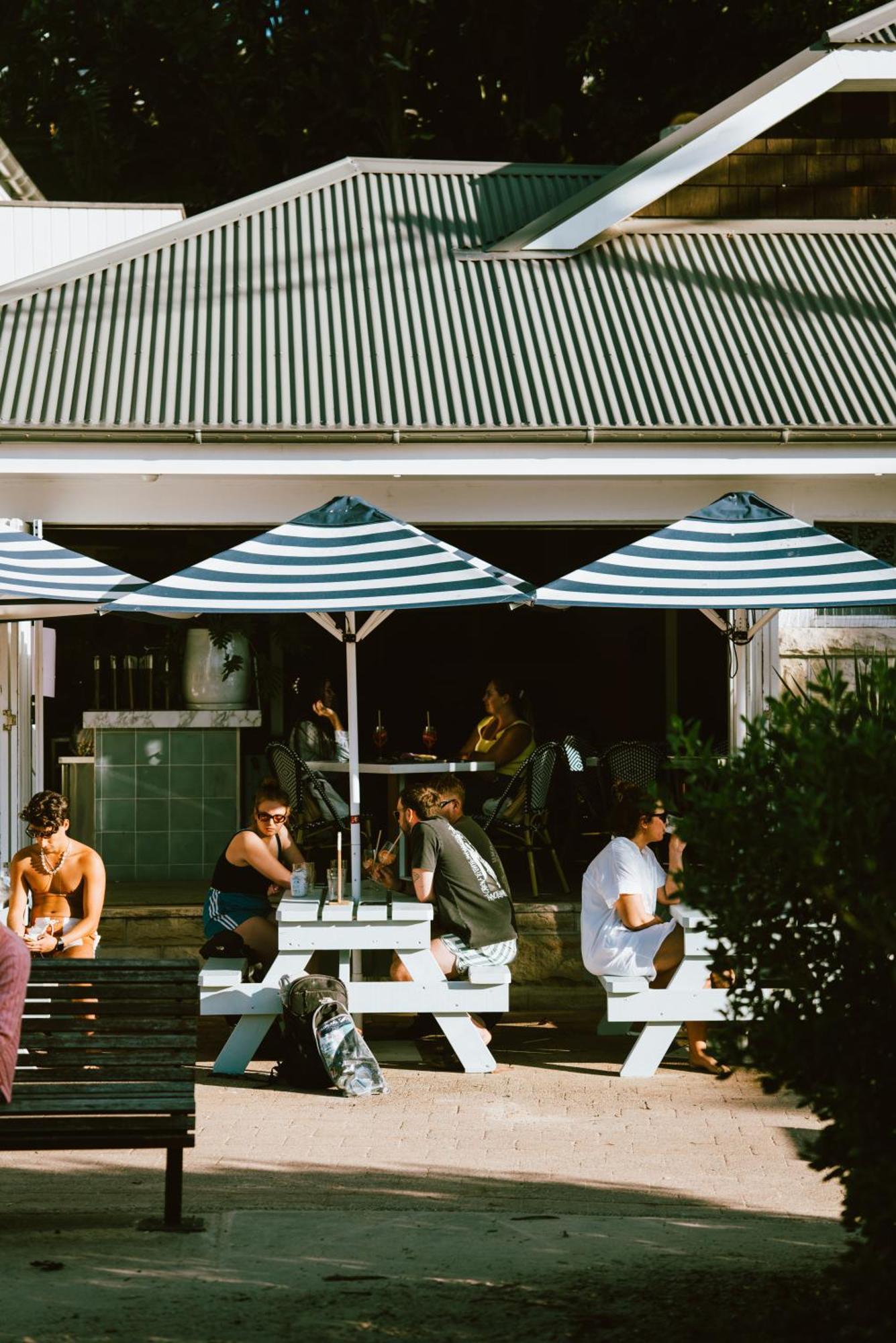 Manly Getaway - Perfect Location, Stylish - Mins Walk To Manly & Wharf - Perfect For Families, Couples & Business Travellers Apartment Sydney