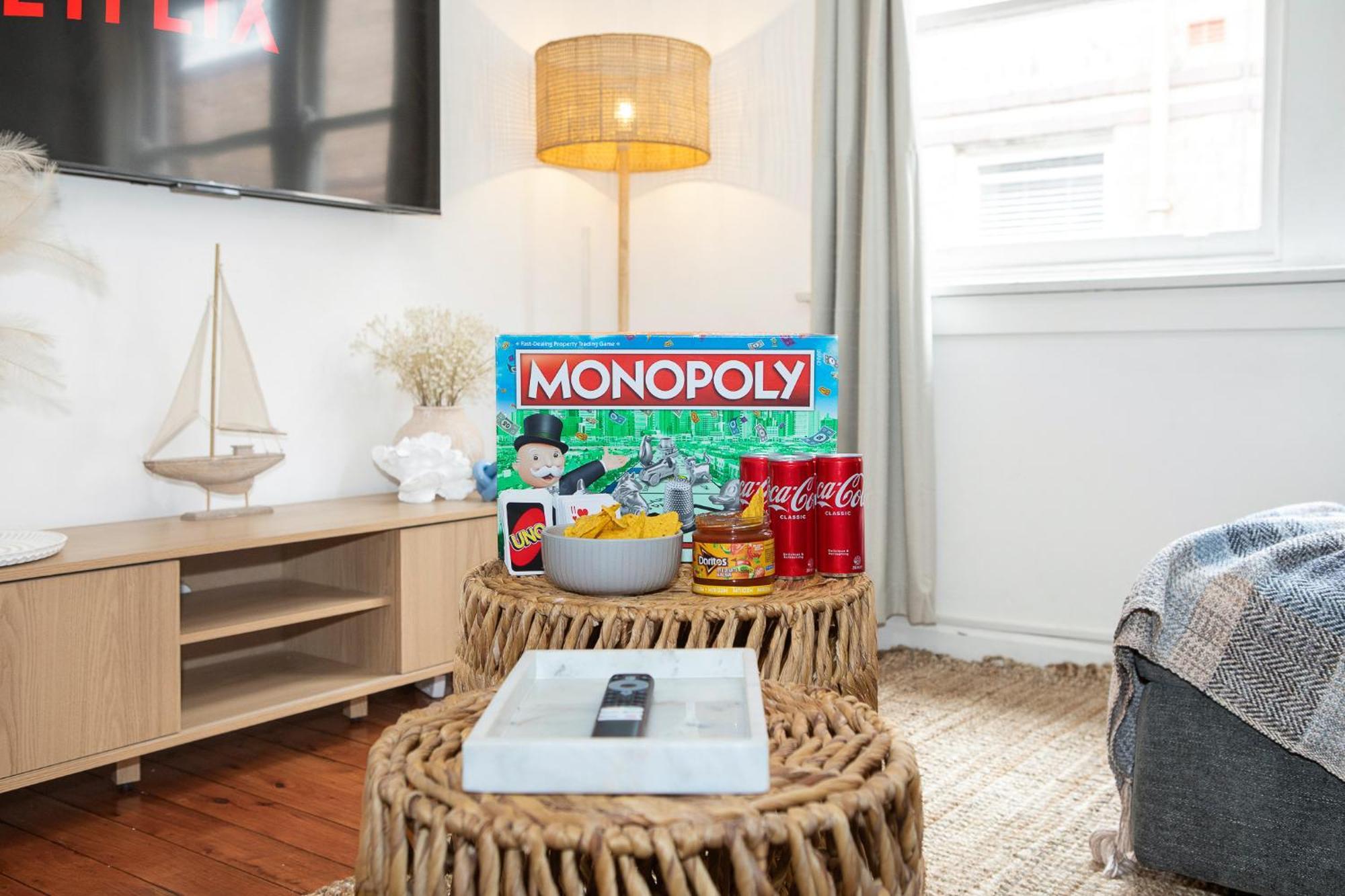 Manly Getaway - Perfect Location, Stylish - Mins Walk To Manly & Wharf - Perfect For Families, Couples & Business Travellers *